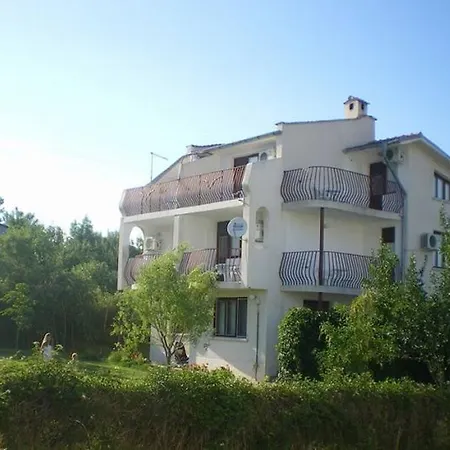 בית הארחה - Slavi Velika